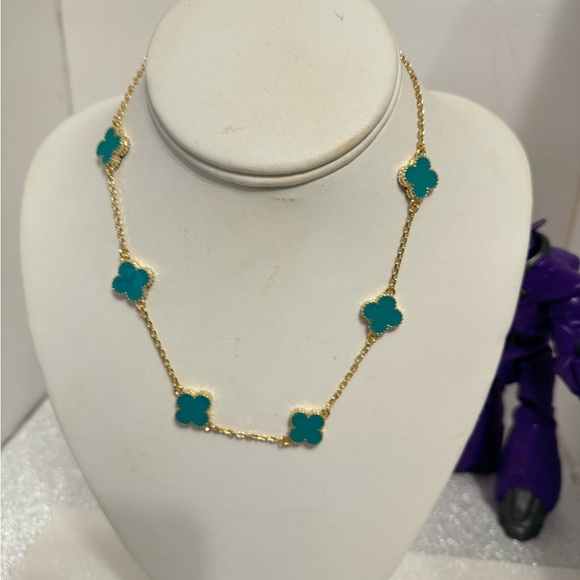 MONTY STATEMENT NECKLACE - Picture 14 of 14